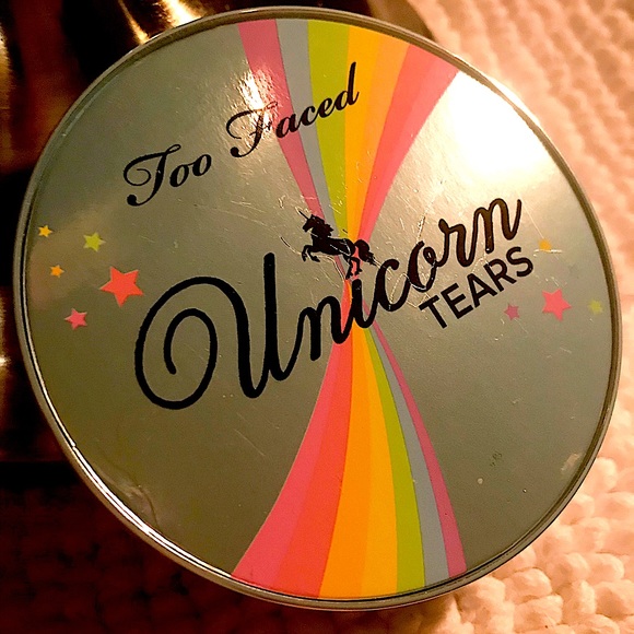 Too Faced Unicorn Tears Bronzer - Picture 2 of 4